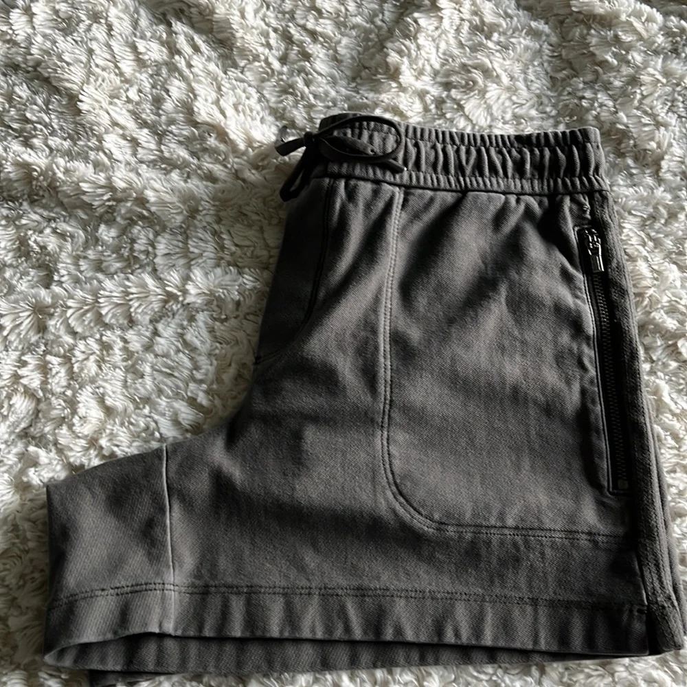 Athleta Farallon Short - Picture 3 of 4